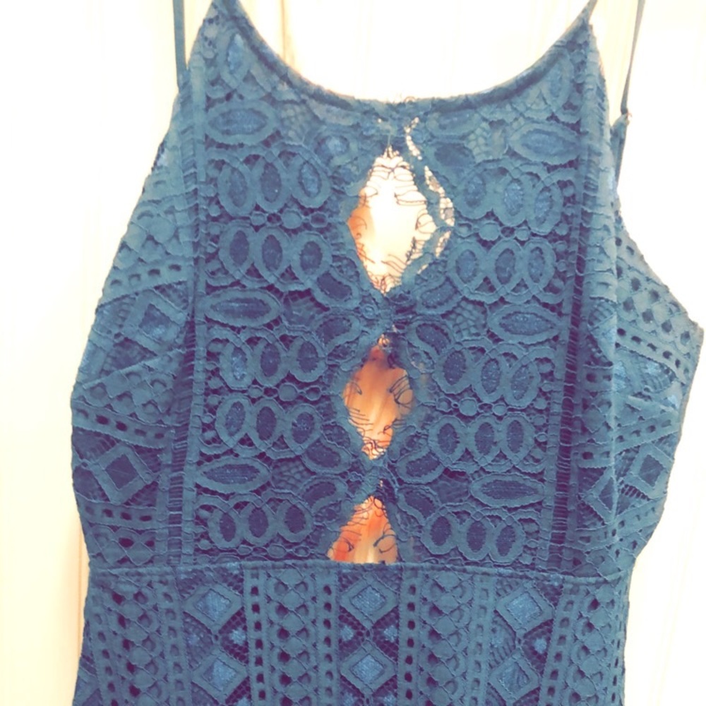NEVER WORN BOUTIQUE DRESS WITH TAGS BODYCON LACE